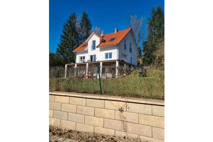 Haus zu verkaufen - 690.000,00&nbsp;EUR Kaufpreis, ca.&nbsp; 151,00&nbsp;m&sup2; in Burgthann (PLZ: 90559)