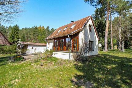 Gepflegtes 3-Zi.-Zuhause mit Garten und Boot in Dobbertin