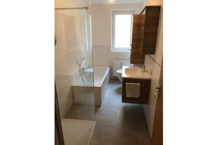 6 Zimmer, Küche, Bad, Keller in Schwandorf ab 01.05.26