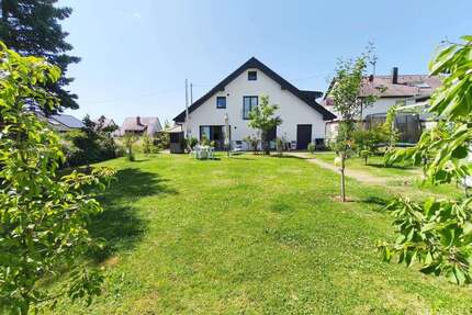 Haus zum Kaufen in Böblingen 2.900.000,00 € 467 m²