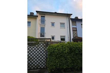Reihenmittelhaus 6 Zimmer 3 Etagen 125qm Garage - Crailsheim