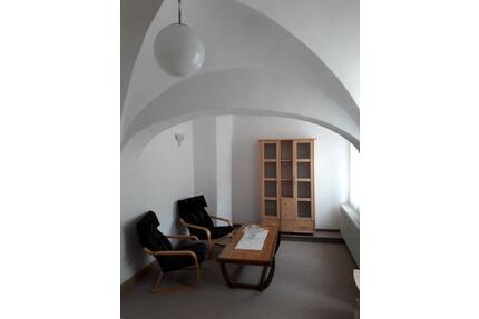 Möbliertes und renoviertes Appartement im Stadtzentrum von Hof