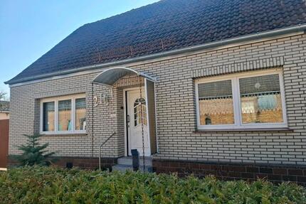 Haus Verkauf - 140.000,00&nbsp;EUR Kaufpreis, ca.&nbsp; 140,00&nbsp;m&sup2; in Wittenberg Lutherstadt (PLZ: 06886)