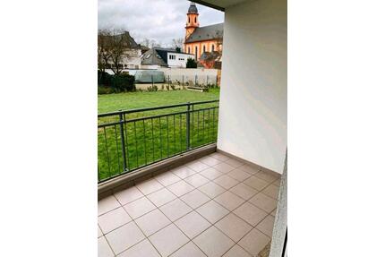 Moderne 2ZKB Wohnung Trier Zentrum mit Loggia & EBK