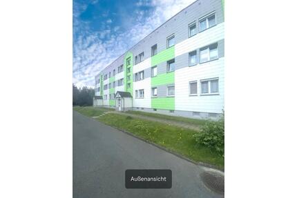 Attraktive 4 Zimmerwohnung in naturnaher Lage - Lehesten