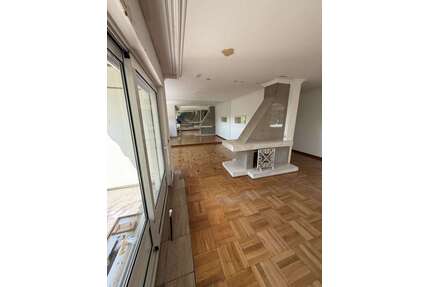 Wohnung zum Mieten in Wiesbaden-Biebrich 1.800,00 € 144 m²