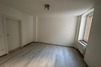 3-Zimmer-Wohnung in Wirges - 900,00&nbsp;EUR Kaltmiete, ca.&nbsp; 77,00&nbsp;m&sup2; in Wirges (PLZ: 56422)