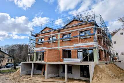 Haus zum Kaufen in Pfaffenhofen 769.000,00 € 178.32 m²