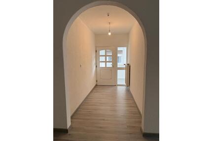 Schöne 2 Zimmer Wohnung zu vermieten mit beheizten Wintergarten - Osterholz-Scharmbeck