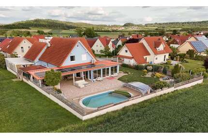 Haus zum Kaufen in Steinsfeld 875.000,00 € 230 m²