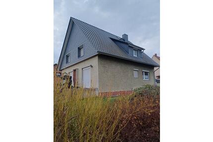 Haus in Sievershausen - 285.000,00&nbsp;EUR Kaufpreis, ca.&nbsp; 145,00&nbsp;m&sup2; in Lehrte (PLZ: 31275)