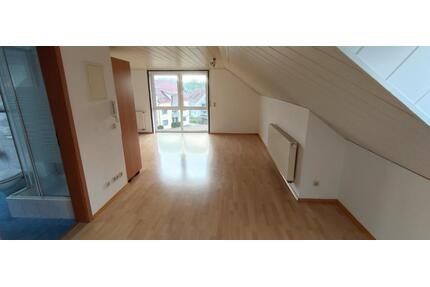 Toplage! Zentrale, ruhige 2 Zimmer Wohnung. Ab Mai. - Bopfingen