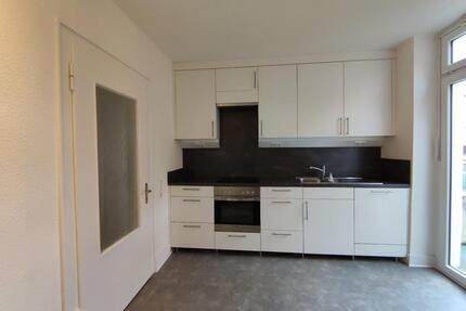 Sanierte 2-Zimmer-Wohnung mit Balkon in Lünen-Mitte zu vermieten