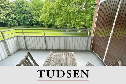 Reizvolle Wohnung mit sonnigem West-Balkon und Fahrstuhl. - Hamburg Farmsen-Berne