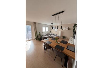 An der Elbe! Helle und geräumige 2-Zimmer-Wohnung! - Magdeburg Brückfeld