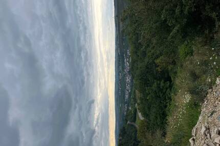 Erste Baureihe mit Blick über die Mosel - Wincheringen
