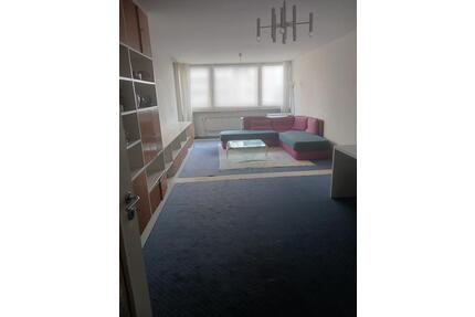 Kurzzeitmiete in Offenbach ab AprilMai für 3-9 Monate - Offenbach am Main Hafen