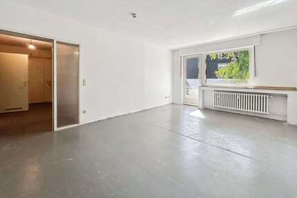 Wohnung zum Kaufen in Duisburg 140.000,00 € 81.85 m²