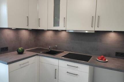 Luxuriöse Zwei-Zimmer-Wohnung mit Stadtgarten am Tilsiter Platz in Kiel-EllerbekWellingdorf