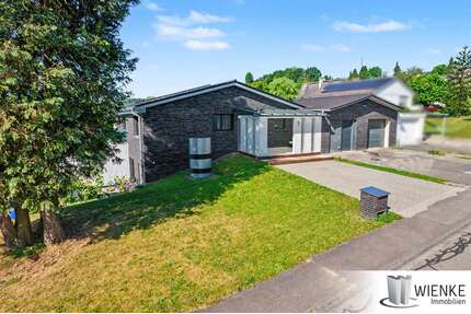 Haus zum Kaufen in Lottstetten 759.000,00 € 200 m²