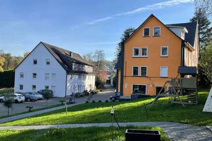 Haus zum Kaufen in Büdingen-Rinderbügen 1.000.000,00 € 1165 m²