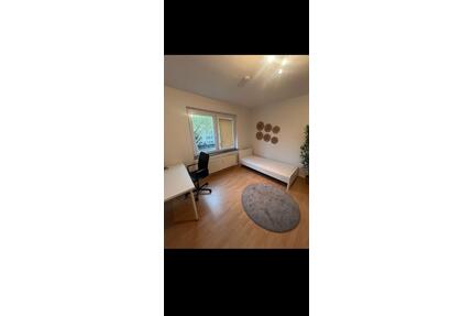 WG-Zimmer Düsseldorf Flingern zu vermieten voll möbiliert - Bergkamen