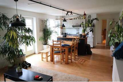 Wohnung zum Mieten in Rostock 1.026,00 € 76 m²