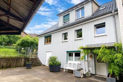 Haus zum Kaufen in Steinheim-Kleinbottwar 597.000,00 € 175.49 m²