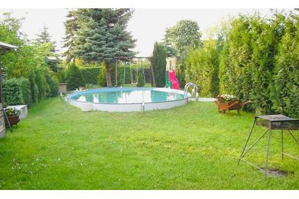 Gemütliches EFH in ruhiger Lage mit Pool-Garten-Terrasse-Balkon - Zörbig