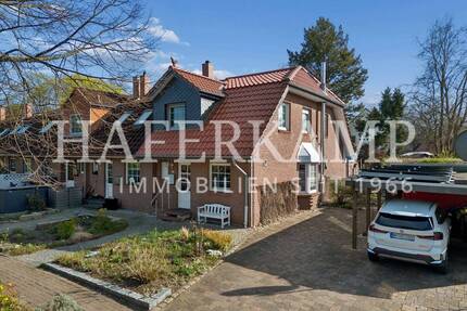 Endreihenhaus mit Photovoltaik, Wintergarten und Carport - Hamburg Neugraben-Fischbek