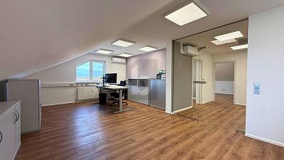 PROFESSIONELLES, INSPIRIERENDES ARBEITSUMFELD - Offenburg