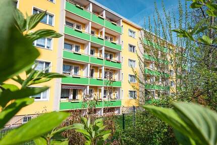 Wohnträume verteilt auf 4 Räume - Zwickau Eckersbach