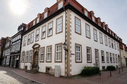Haus zum Kaufen in Hameln 1.700.000,00 € 1040 m²