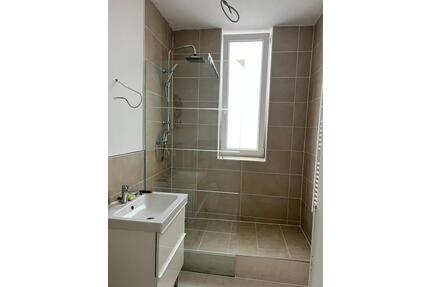 Mietwohnung 118 Quadrat - 900,00&nbsp;EUR Kaltmiete, ca.&nbsp; 118,00&nbsp;m&sup2; in Duisburg (PLZ: 47169) Hamborn