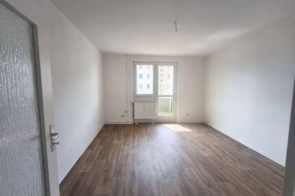 Wohnung zum Mieten in Merseburg 350,00 € 57.35 m²