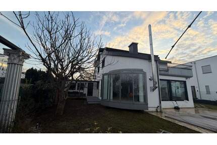 Wohnen am Geigersberg - Rarität mit Pool, Garten & spektakulärer Aussicht - Karlsruhe Durlach