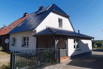 Doppelhaushälfte - 225.000,00&nbsp;EUR Kaufpreis, ca.&nbsp; 85,00&nbsp;m&sup2; in Röbel/Müritz (PLZ: 17207)