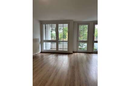 Wohnung zum Mieten in Berlin 1.065,37 € 73.83 m²