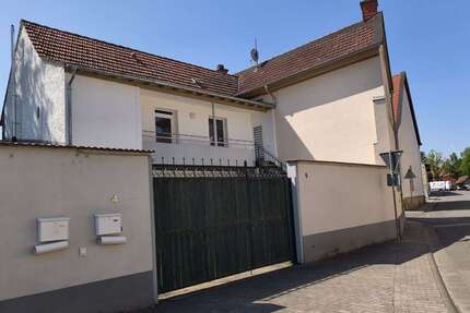 Haus zum Mieten in Wallertheim 840,00 € 123.02 m²