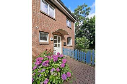 Haus zum Mieten in Elmshorn 1.300,00 € 97.91 m²