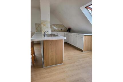 Haus zu vermieten 190m2 - 1.450,00&nbsp;EUR Kaltmiete, ca.&nbsp; 190,00&nbsp;m&sup2; in Kirchberg (Hunsrück) (PLZ: 55481)