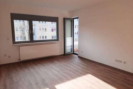 Wohnung zum Mieten in Mannheim-Rheinau 480,00 € 53 m²