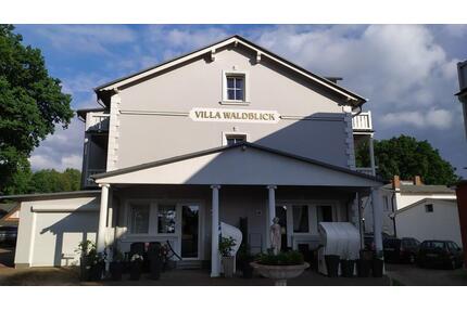 vollmöblierte 2 Zimmer Wohnung mit Balkon und EBK - Sellin