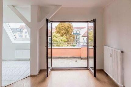 Lichtdurchflutete Dachterrassenwohnung, Besichtigung morgen 30. 4 - Leipzig Nord
