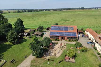 Repräsentatives Anwesen in exklusiver Alleinlage und autark in Deutschlands Mitte. - Tucheim Fienerode