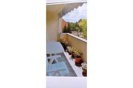Mietwohnung in Trier Heiligkreuz ab 01. 08. 93qm 4ZKB mit Balkon