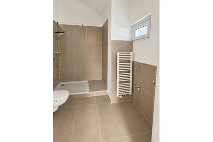 Renovierte 3-Zimmer-Dachgeschosswohnung - München Ramersdorf-Perlach