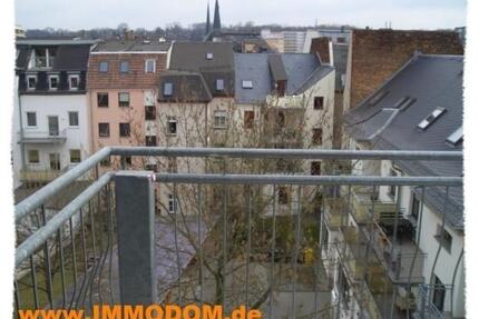 4-Zimmer-Wohnung mit BALKON und Fernblick, traumhaft schön, in Zwickau zu vermieten!!!