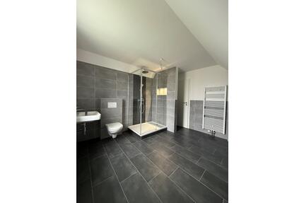 Frisch sanierte 2 ZKB-Wohnung in Niederzwehren - Kassel