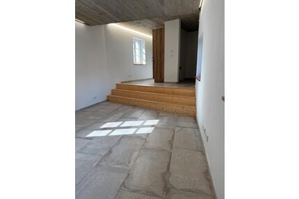 3-Zimmer Traumwohnung auf 3 Etagen + eigener Eingang - Passau Maierhof